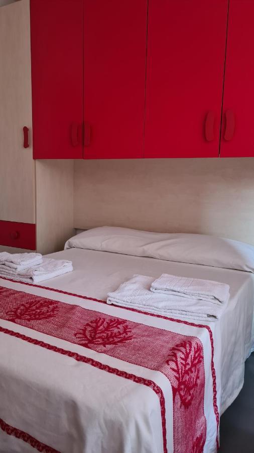 Red & Blue Rooms Olbia Zewnętrze zdjęcie